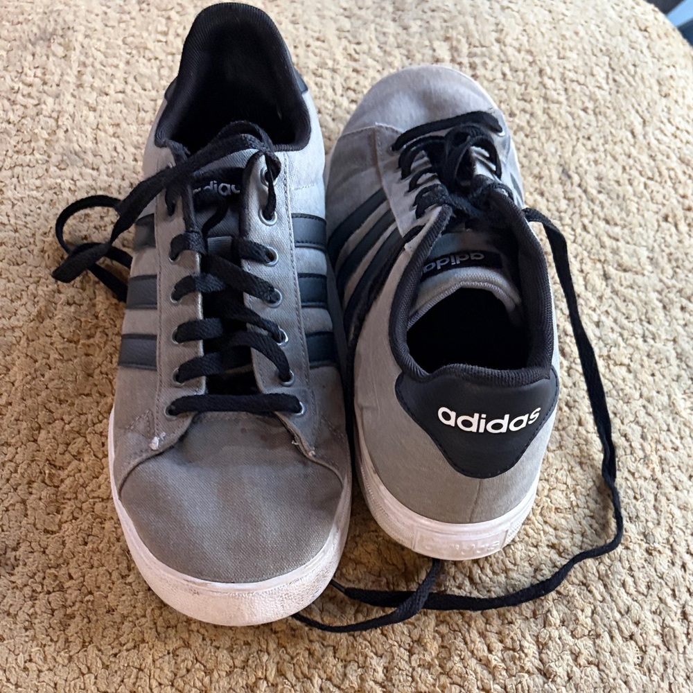 adidas Daily 2.0 Gray and Black Low-Top Sneakers